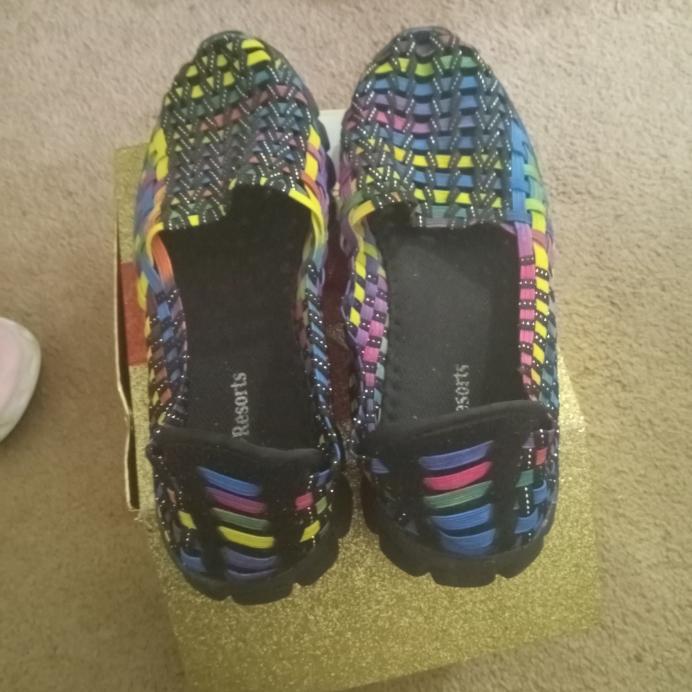 Like new cc resorts shoes